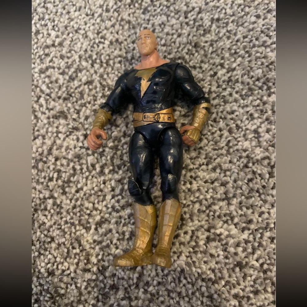ACTION FIGURE 4" BLACK ADAM DC